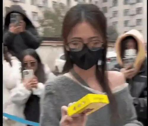 娱乐吃瓜爆料搞笑视频,笑料横生!娱乐吃瓜爆料搞笑视频大盘点